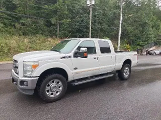 Ford F-250 Super Duty 2016 4x4 King Ranch 4dr Crew Cab 6.8 ft. SB Pickup