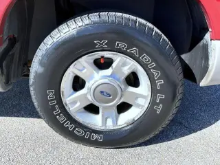 Ford Explorer Sport Trac 2002 4dr 4WD Crew Cab SB