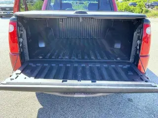 Ford Explorer Sport Trac 2002 4dr 4WD Crew Cab SB