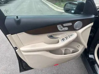 Mercedes-Benz GLC 2019 AWD GLC 300 4MATIC 4dr SUV