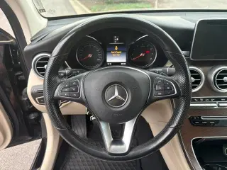 Mercedes-Benz GLC 2019 AWD GLC 300 4MATIC 4dr SUV