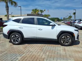 Hyundai TUCSON 2026 SEL 4dr SUV