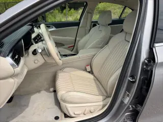 Genesis G70 2026 2.5T Prestige 4dr Sedan
