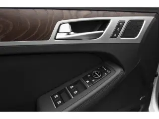 Hyundai Genesis 2015 3.8L 4dr Sedan