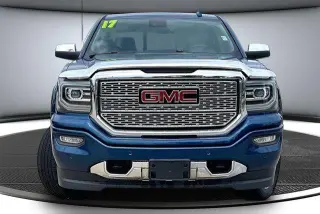 GMC Sierra 1500 2017 4x4 Denali 4dr Crew Cab 5.8 ft. SB