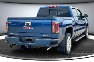GMC Sierra 1500 2017 4x4 Denali 4dr Crew Cab 5.8 ft. SB