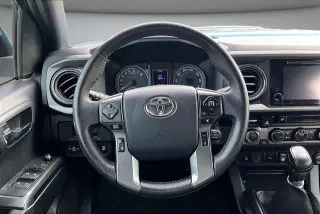 Toyota Tacoma 2018 4x4 TRD Pro 4dr Double Cab 5.0 ft SB 6M