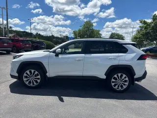 Toyota RAV4 2021 AWD Limited 4dr SUV