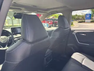 Toyota RAV4 2021 AWD Limited 4dr SUV