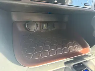 Toyota RAV4 2021 AWD Limited 4dr SUV