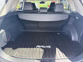 Toyota RAV4 2021 AWD Limited 4dr SUV