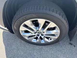Toyota RAV4 2021 AWD Limited 4dr SUV