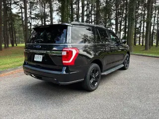 Ford Expedition 2021 4x2 XLT 4dr SUV