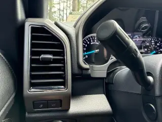 Ford Expedition 2021 4x2 XLT 4dr SUV