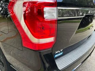 Ford Expedition 2021 4x2 XLT 4dr SUV