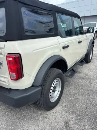 Ford Bronco 2025 4x4 Base 4dr SUV