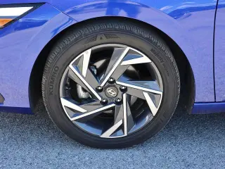Hyundai ELANTRA 2025 SEL Sport 4dr Sedan