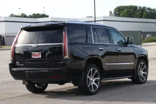 Cadillac Escalade 2017 4x4 Luxury 4dr SUV