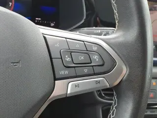 Volkswagen Taos 2023 SE 4dr SUV
