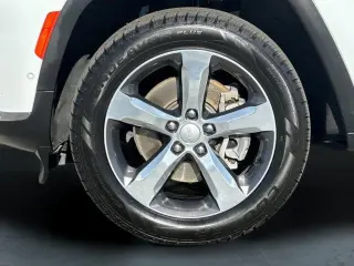 Jeep Grand Cherokee L 2021 4x4 Limited 4dr SUV