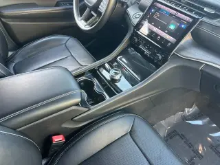 Jeep Grand Cherokee L 2021 4x4 Limited 4dr SUV
