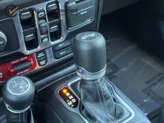 Jeep Wrangler 2025 4x4 Rubicon 4xe 4dr SUV