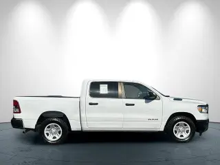 Ram 1500 2021 4x2 Tradesman 4dr Crew Cab 5.6 ft. SB Pickup