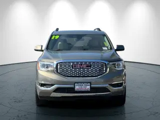 GMC Acadia 2019 4x4 Denali 4dr SUV