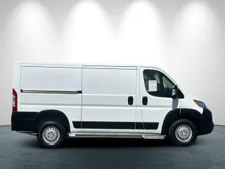Ram ProMaster 2025 SLT 2500 136 WB 3dr Low Roof Cargo Van