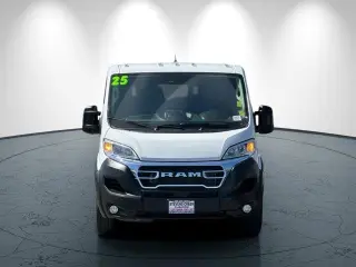 Ram ProMaster 2025 SLT 2500 136 WB 3dr Low Roof Cargo Van