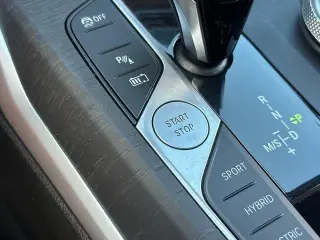 BMW 3 Series 2022 330e 4dr Sedan