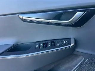 Kia EV6 2025 Light Long Range 4dr Crossover