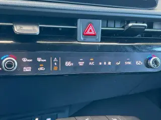 Kia EV6 2025 Light Long Range 4dr Crossover