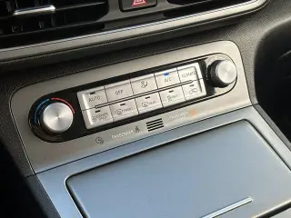 Hyundai KONA Electric 2023 SE 4dr Crossover