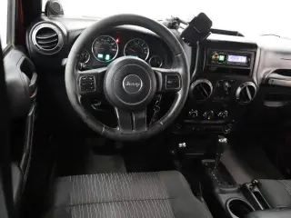 Jeep Wrangler Unlimited 2011 4x4 Sport Mojave 4dr SUV