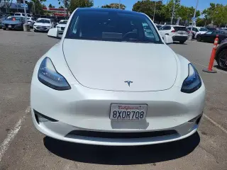 Tesla Model Y 2021 AWD Long Range 4dr Crossover