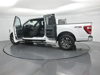 Ford F-150 2023 4x2 XL 4dr SuperCab 6.5 ft. SB
