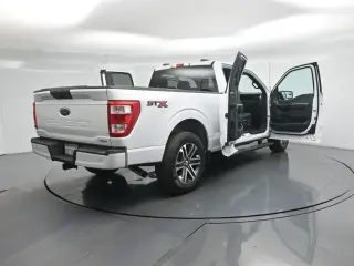 Ford F-150 2023 4x2 XL 4dr SuperCab 6.5 ft. SB