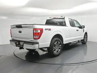 Ford F-150 2023 4x2 XL 4dr SuperCab 6.5 ft. SB