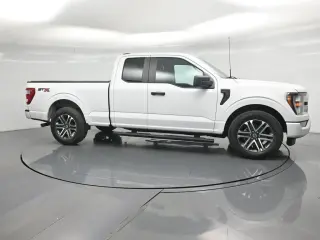 Ford F-150 2023 4x2 XL 4dr SuperCab 6.5 ft. SB