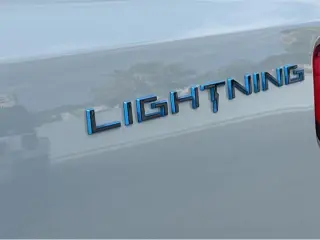 Ford F-150 Lightning 2023 AWD XLT 4dr SuperCrew 5.5 ft. SB