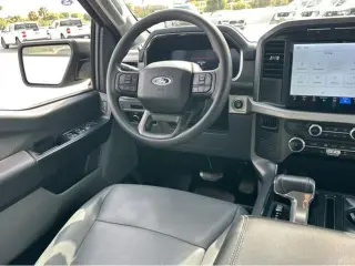 Ford F-150 Lightning 2023 AWD XLT 4dr SuperCrew 5.5 ft. SB