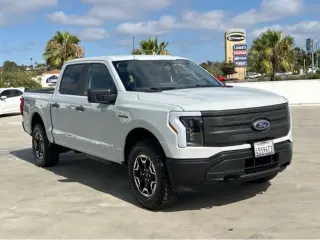 Ford F-150 Lightning 2023 AWD XLT 4dr SuperCrew 5.5 ft. SB