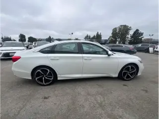 Honda Accord 2018 Sport 4dr Sedan (1.5T I4 CVT)