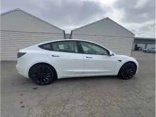 Tesla Model 3 2022 AWD Performance 4dr Sedan