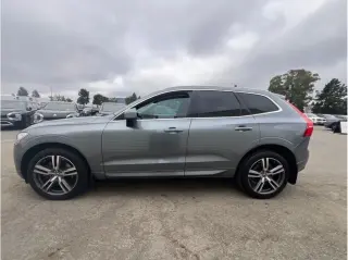Volvo XC60 2019 AWD T6 Momentum 4dr SUV