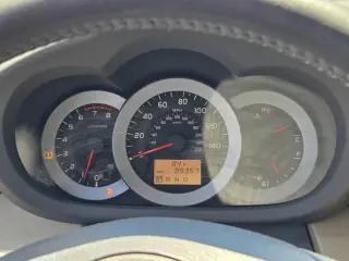 Toyota RAV4 2009 4x4 Limited 4dr SUV V6