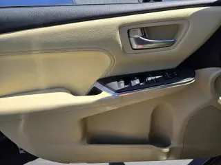 Toyota Camry Hybrid 2016 SE 4dr Sedan