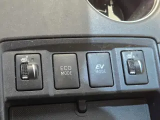 Toyota Camry Hybrid 2016 SE 4dr Sedan