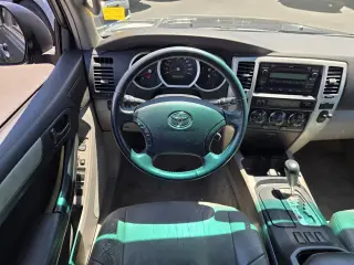 Toyota 4Runner 2006 SR5 4dr SUV w/V6